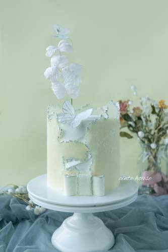 在南寧培訓(xùn)做蛋糕學(xué)費多少錢,一般要學(xué)習(xí)多久出師？